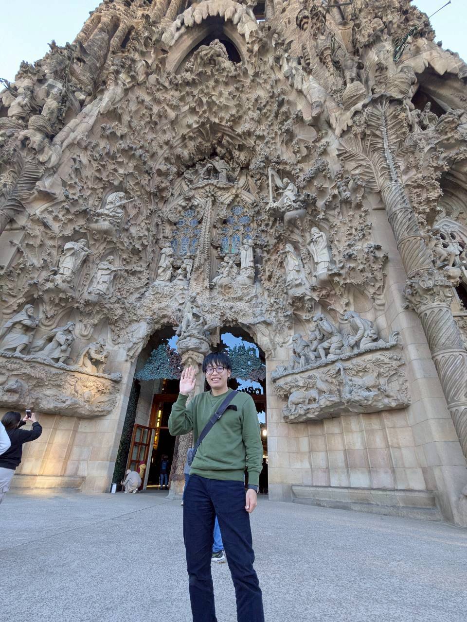 【卒業生インタビュー⑭】「今、やりたいこと」のために生きる——アニメ制作会社で働くすなおさん